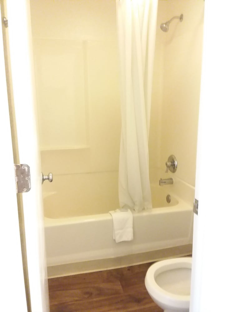 Knights Inn Burlington NC - photo 15