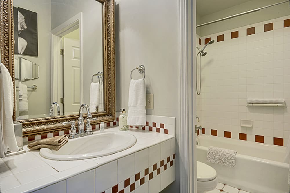 The Inn At Ocean Springs - photo 10
