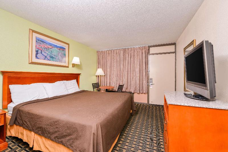 Americas Best Value Inn Airport South - photo 24