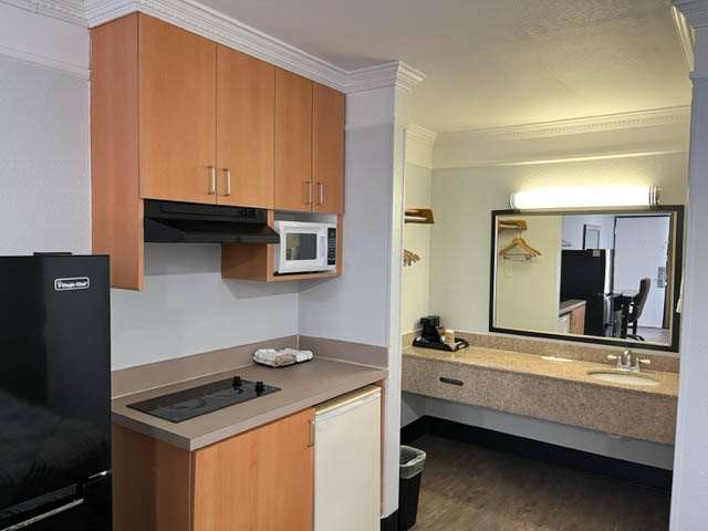 Studio 6 Suites Hinesville Ga - photo 17