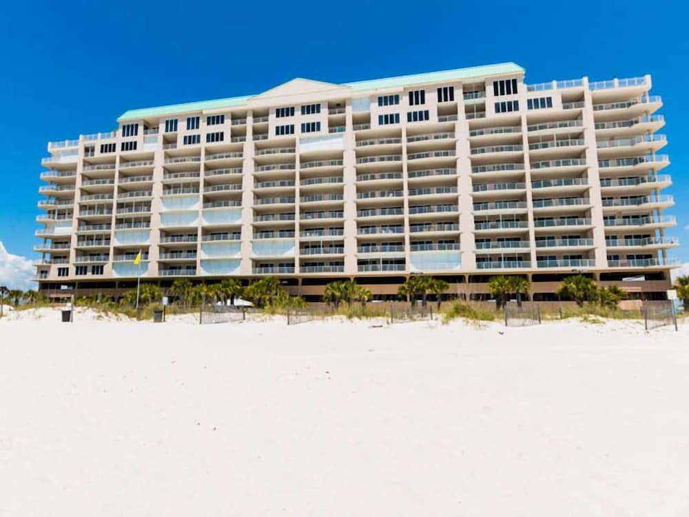 Regency Isle by Southern Vacation Rentals — 4-Star Luxury Hotel in Orange Beach, United States