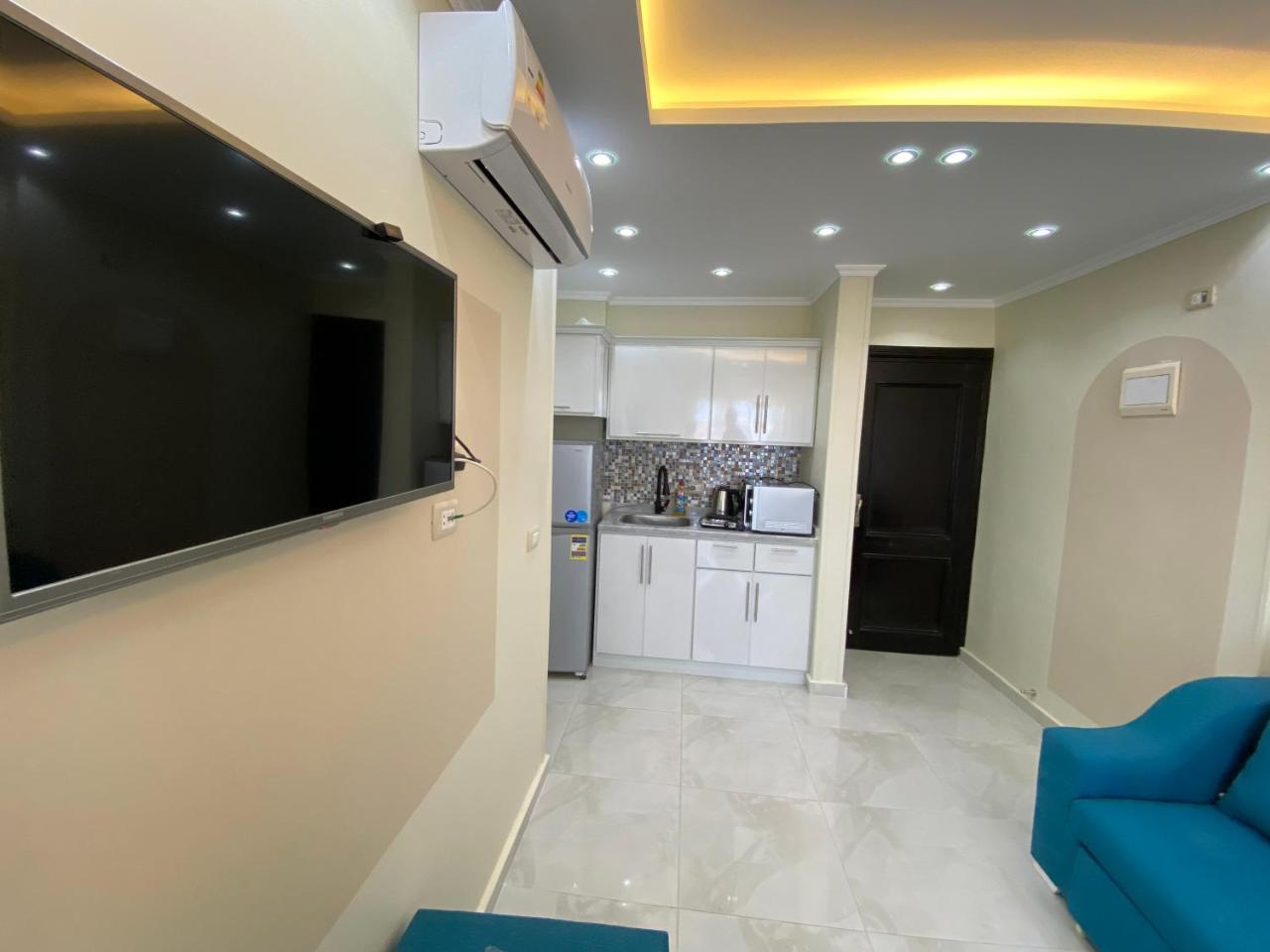 Poolside Studio: Experience Tranquility in New Alamein North Coast — Al `Alamayn — photo 2