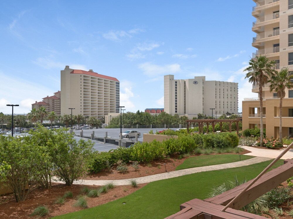 Luau at Sandestin Resort 6209 in Miramar Beach, United States