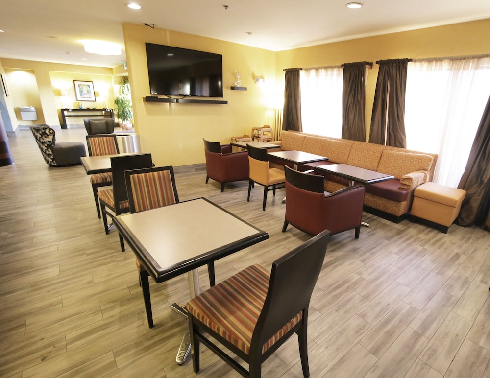 Hampton Inn Los Angeles Carson Torrance - photo 35