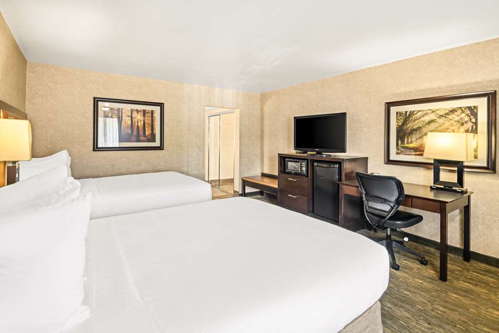 Best Western Coral Hills - photo 4