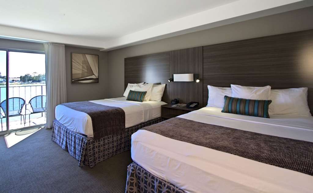 Executive Inn & Suites Embarcadero Cove - photo 8