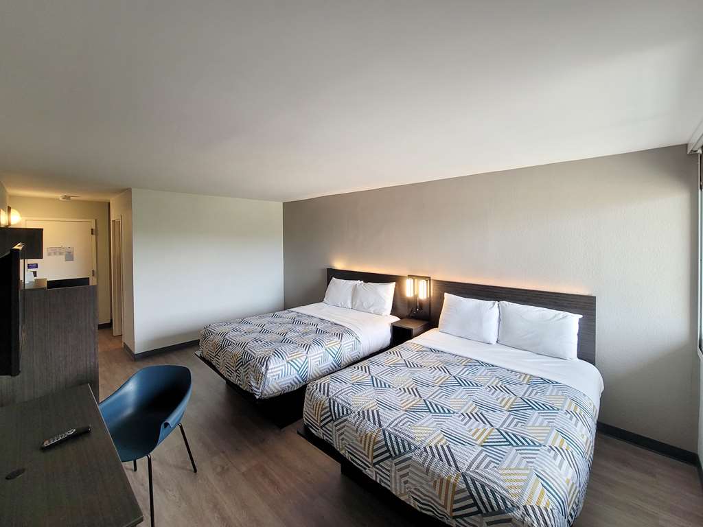 Motel 6 Jackson TN - photo 21