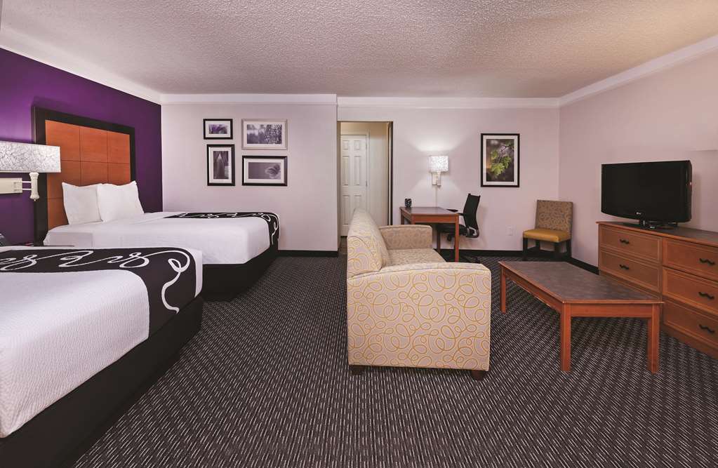 La Quinta Inn by Wyndham and Conference Center San Angelo - photo 15