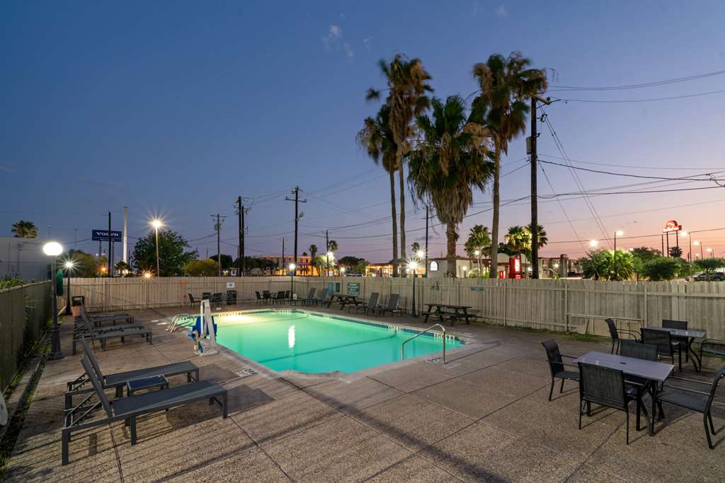 La Quinta Inn by Wyndham Corpus Christi North - photo 60