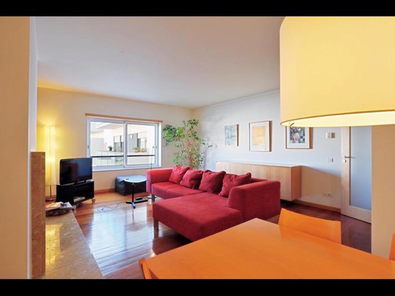 Comfortable & Contemporary Expo