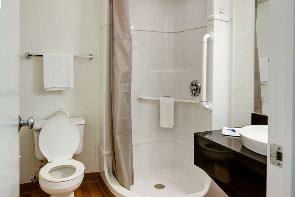 Motel 6 Lenexa KS Kansas City Southwest - photo 19