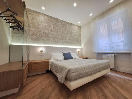 Peaceful 2 Bedrooms with Patio Near Metro a — 4-Star Luxury Hotel in Rome, Italy