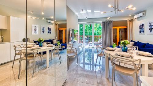 Apartamenty Centrum Wyszyńskiego 9 by Royal Aparts — 4-Star Luxury Hotel in Swieradow-Zdroj, Poland