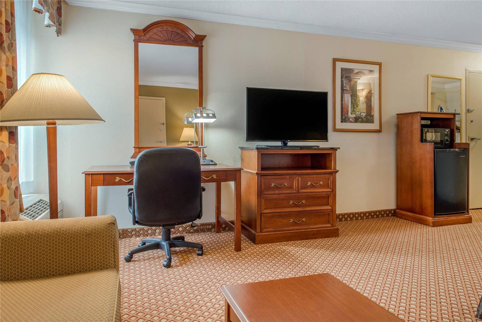 Quality Hotel Conference Center Cincinnati Blue Ash - photo 19