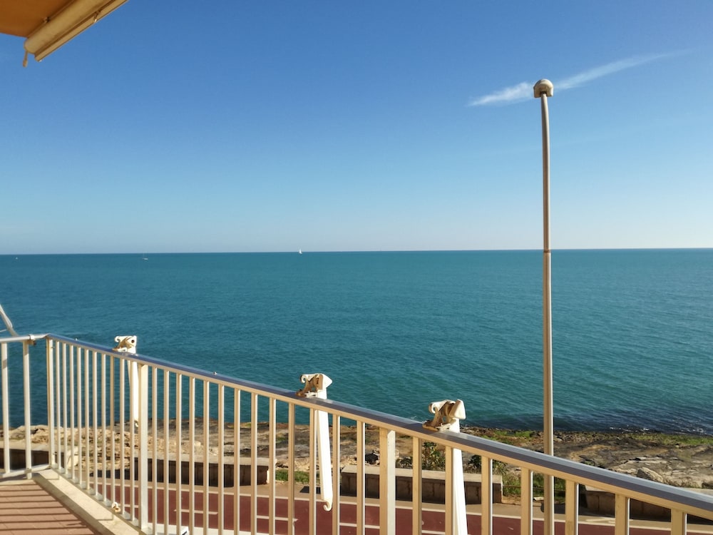 Sea View Apartment — 4-Star Luxury Hotel in Ragusa, Italy