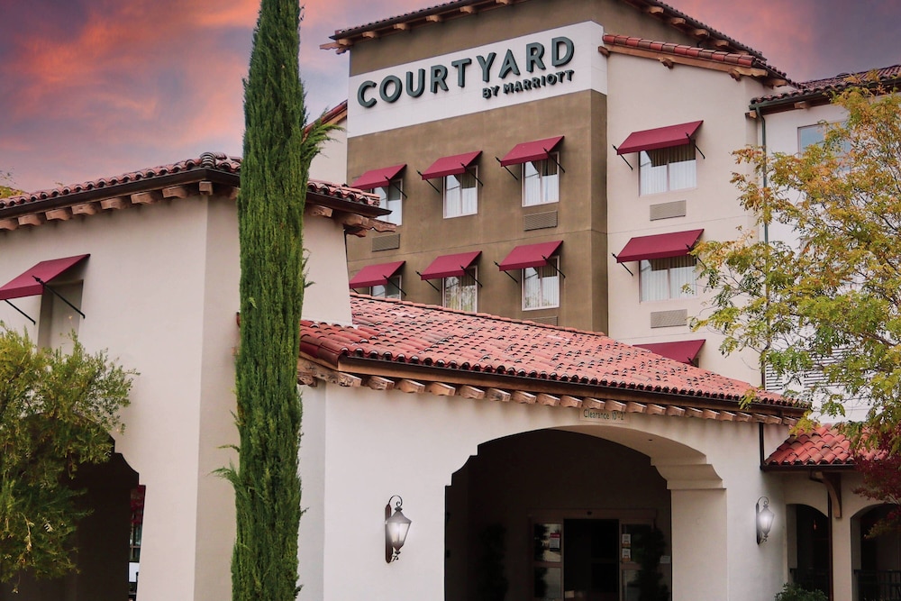 Courtyard Marriott Paso Robles - photo 39