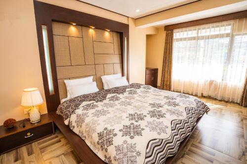 East Land Bed & Breakfast — 4-Star Luxury Hotel in Shillong, India