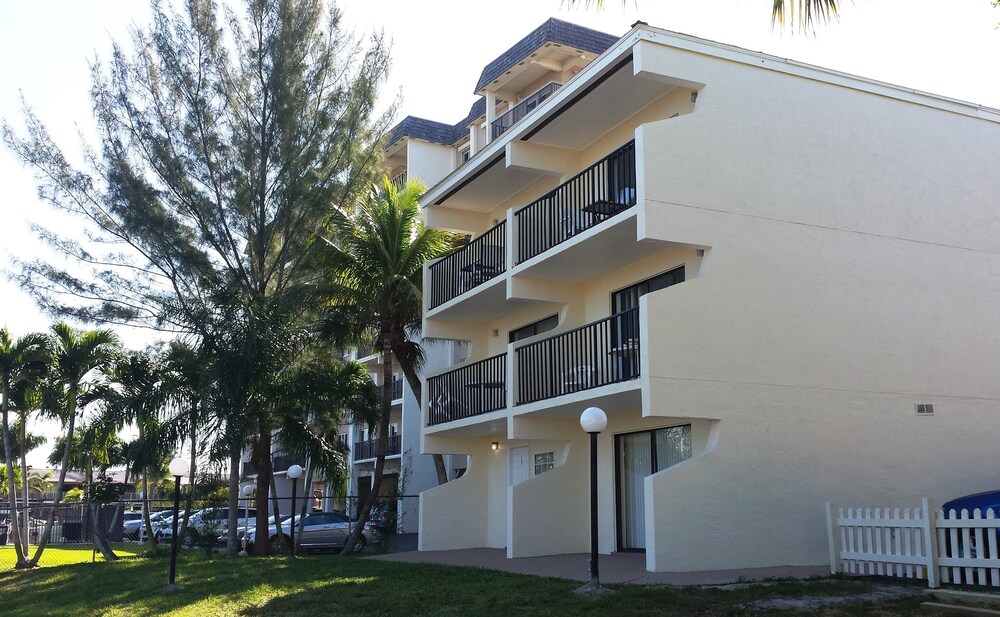 The Bay Inn at Lani Kai - photo 85