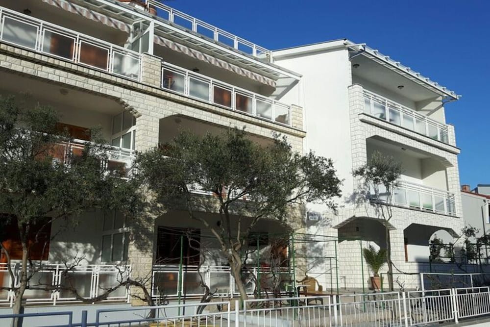 Sunny Terrace Apartment in Biograd — 4-Star Luxury Hotel in Biograd Na Moru, Croatia