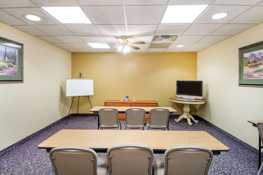 Quality Inn & Suites Pryor - photo 23