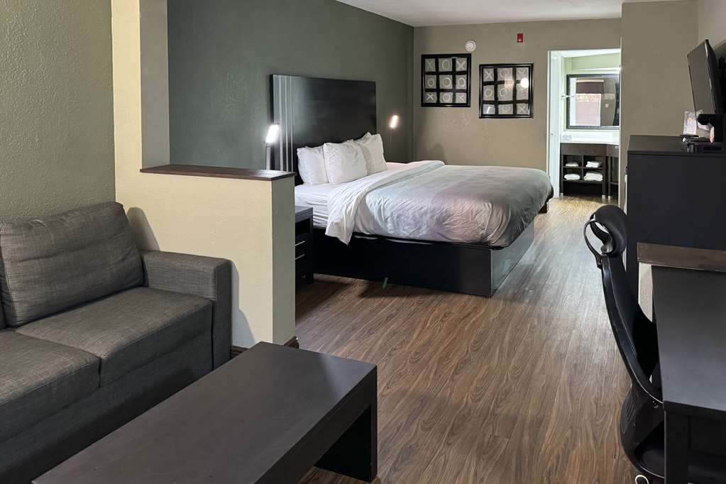 Quality Inn & Suites near Panama City Beach - photo 13