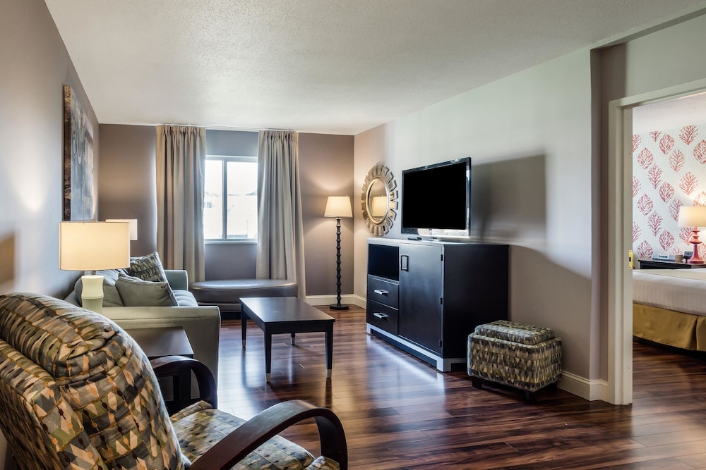 Clarion Inn Seekonk Providence - photo 14
