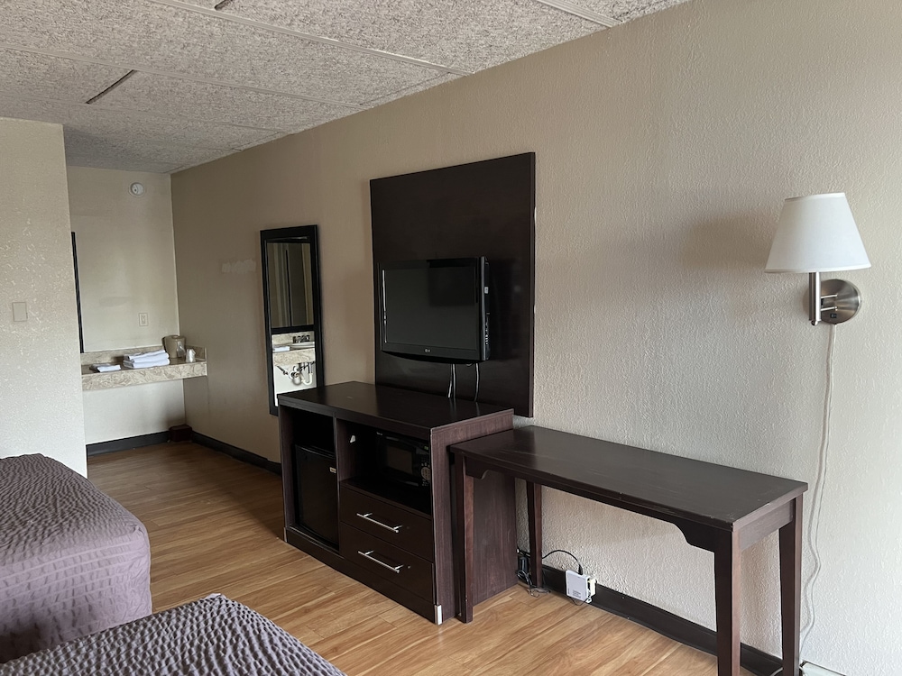 Knights Inn Ashland - photo 9