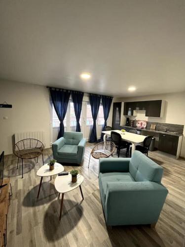La Perle Bleue 45m 4 Personnes — hotel in Orchies