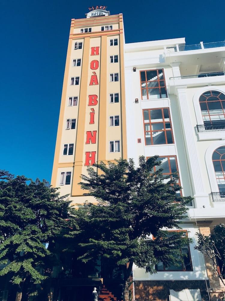 Hoa Binh Hotel - carbon neutral hotel in Da Nang