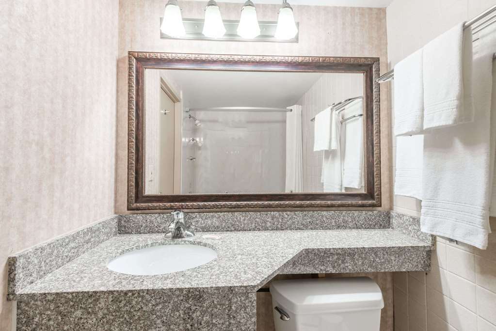 Days Inn by Wyndham Niles - photo 6