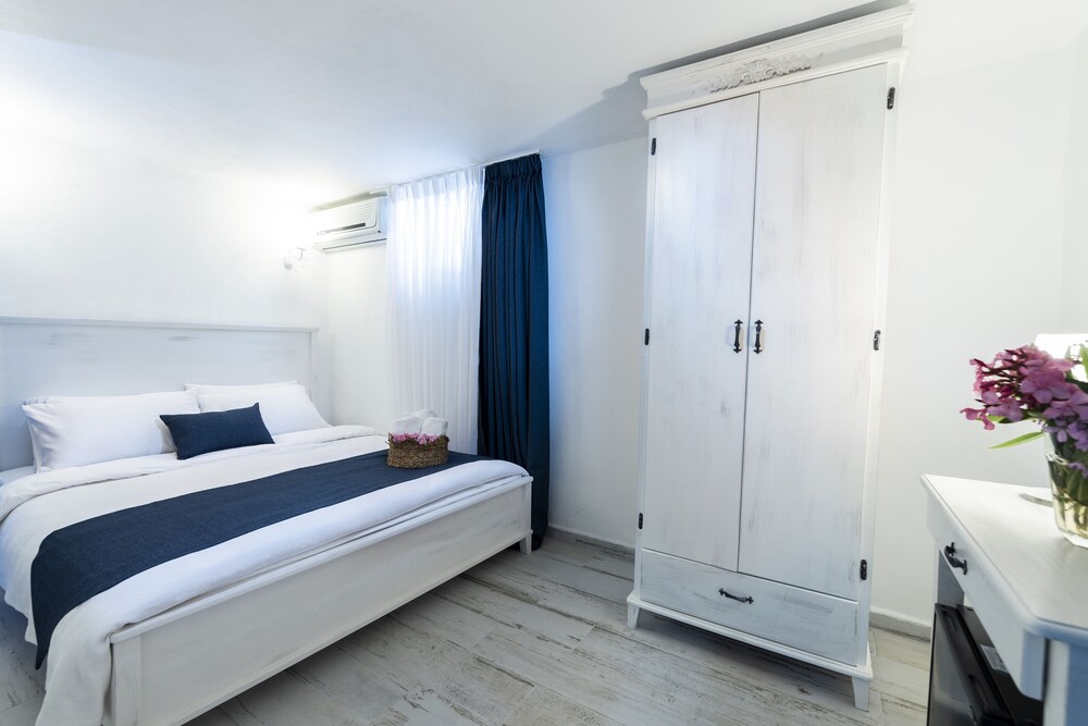 Teos Otel — Bozcaada — photo 2