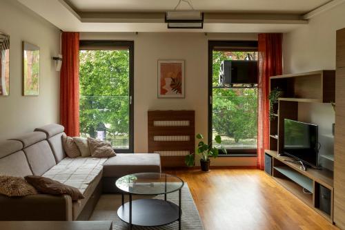 Kraków Główny Apartment Parking Workspace by Rentujemy — 4-Star Luxury Hotel in Krakow, Poland