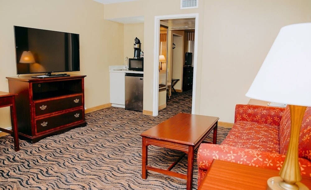 MCM Eleganté Hotel & Suites - photo 15