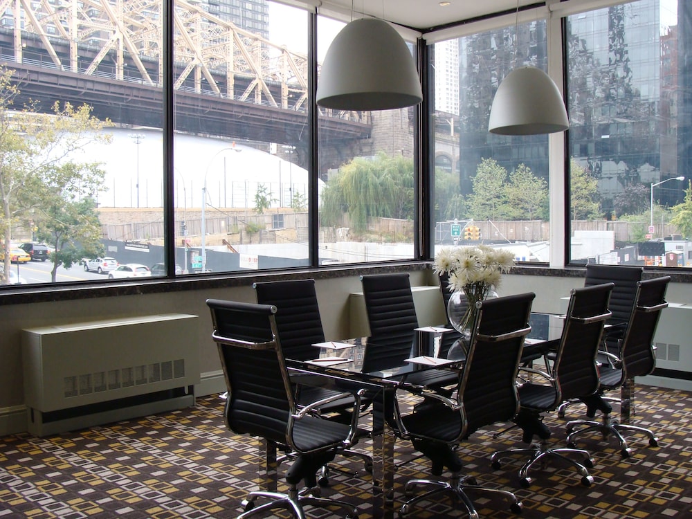 The Bentley Hotel - photo 25