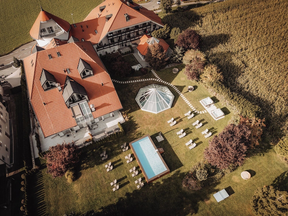 Hotel Montis Schönblick in Brunico, Italy
