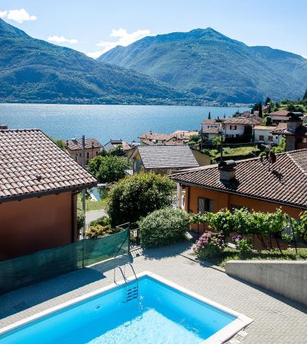 AnMa Cottages The Secret Garden — 4-Star Luxury Hotel in Pianello Del Lario, Italy