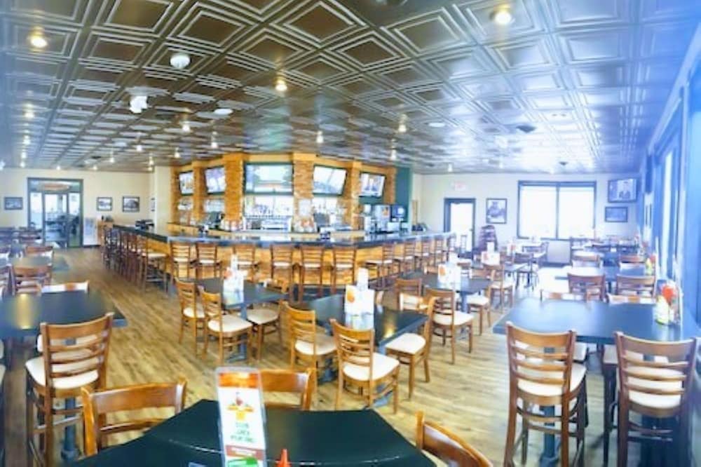 Woodfield Inn and Suites - photo 32