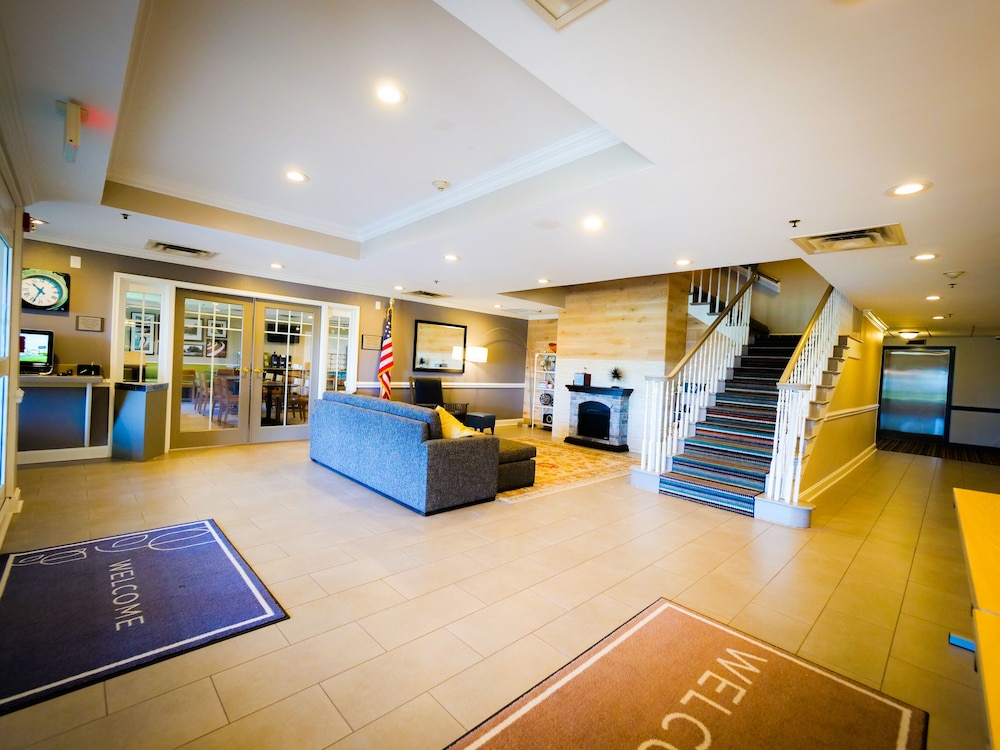 Country Inn & Suites by Radisson Burlington NC - photo 3