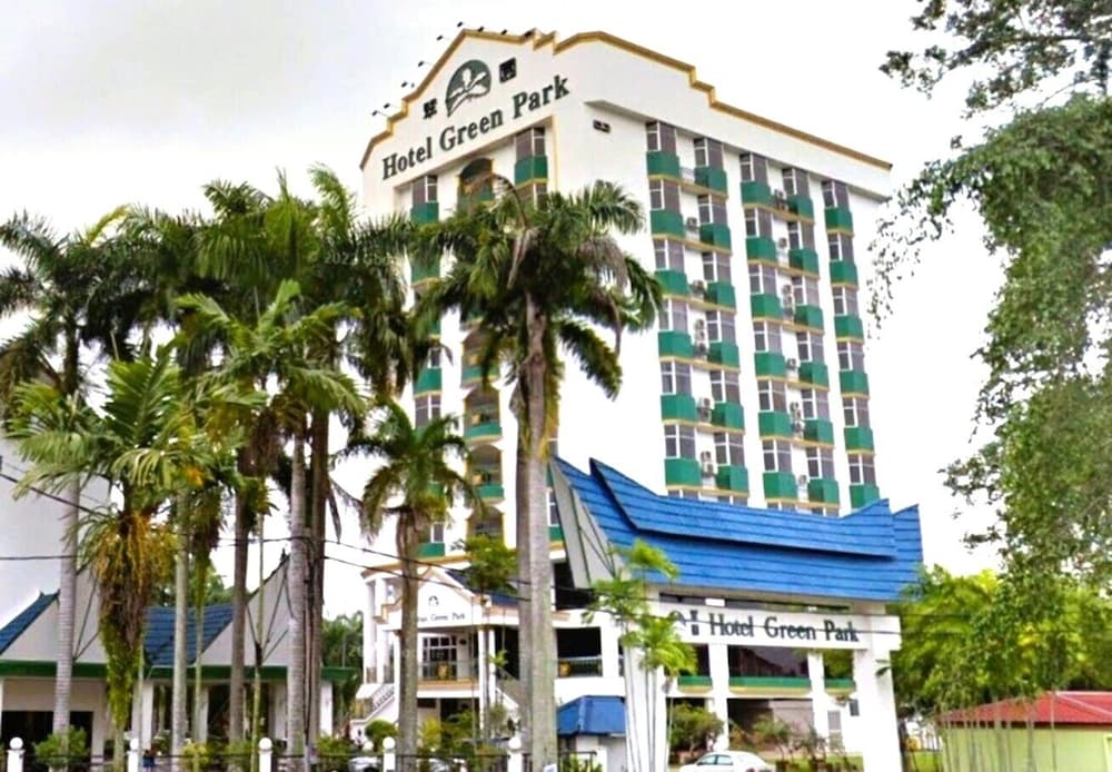 Hotel Green Park — hotel in Temerluh
