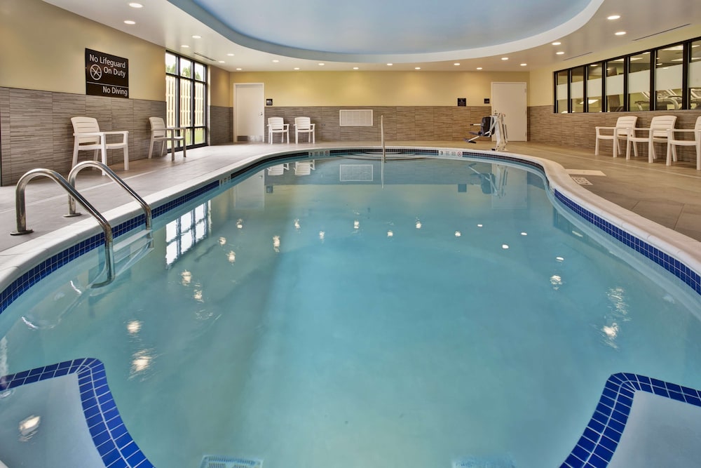 Hampton Inn Niagara Falls Blvd - photo 36