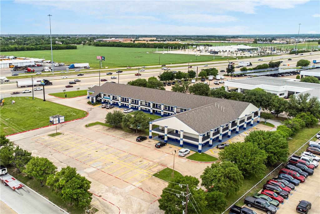 Days Inn by Wyndham McKinney - photo 11