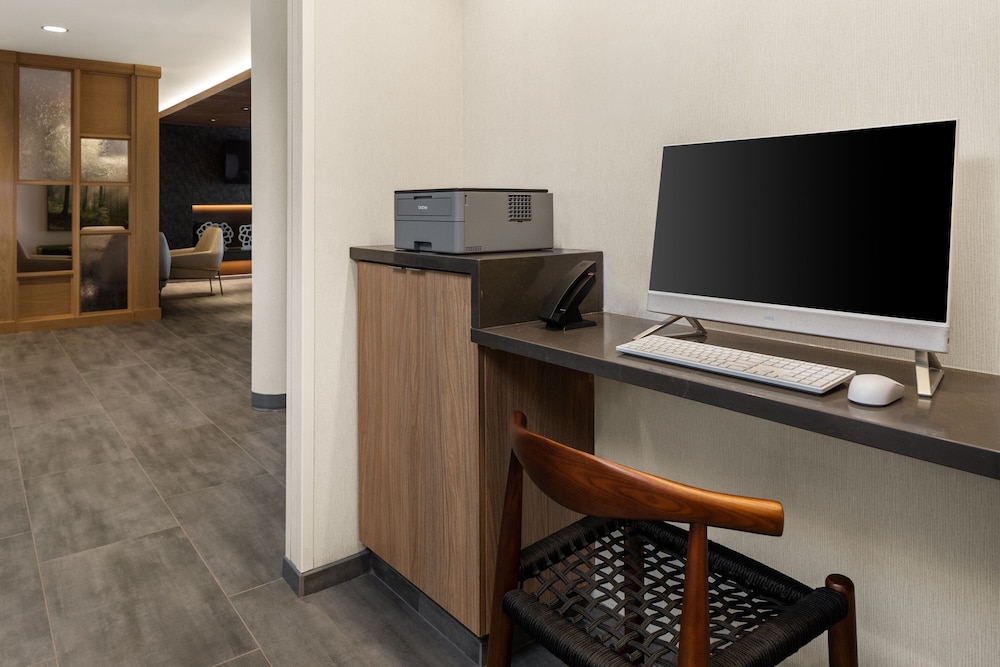 Fairfield by Marriott Inn & Suites Yankton - photo 23