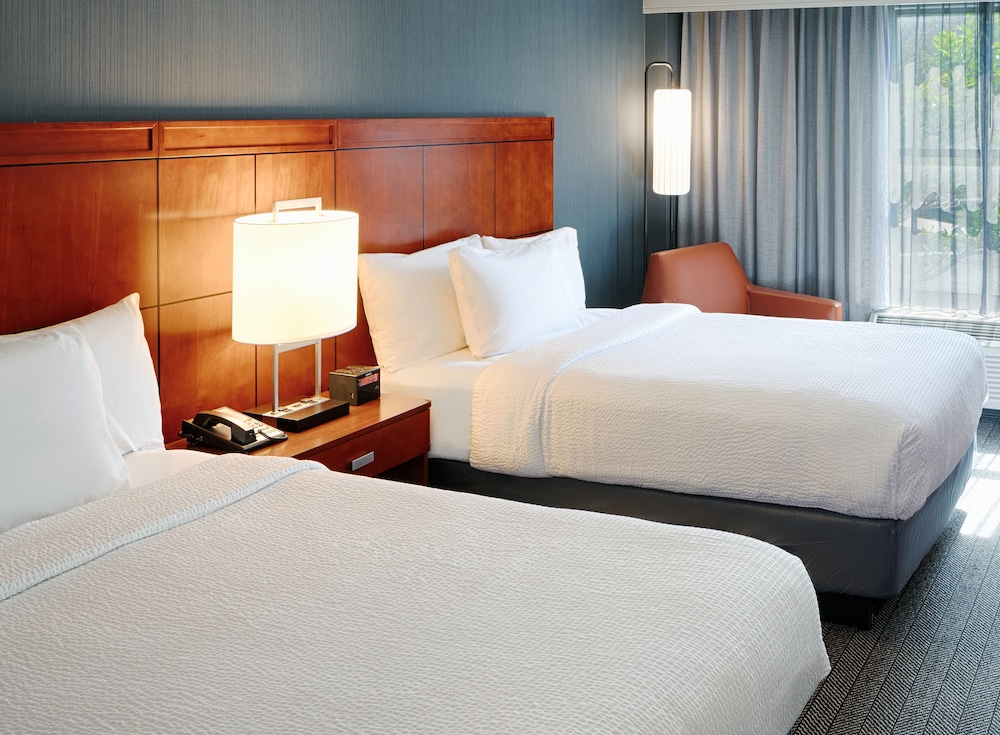 Courtyard by Marriott Springfield Downtown - photo 8
