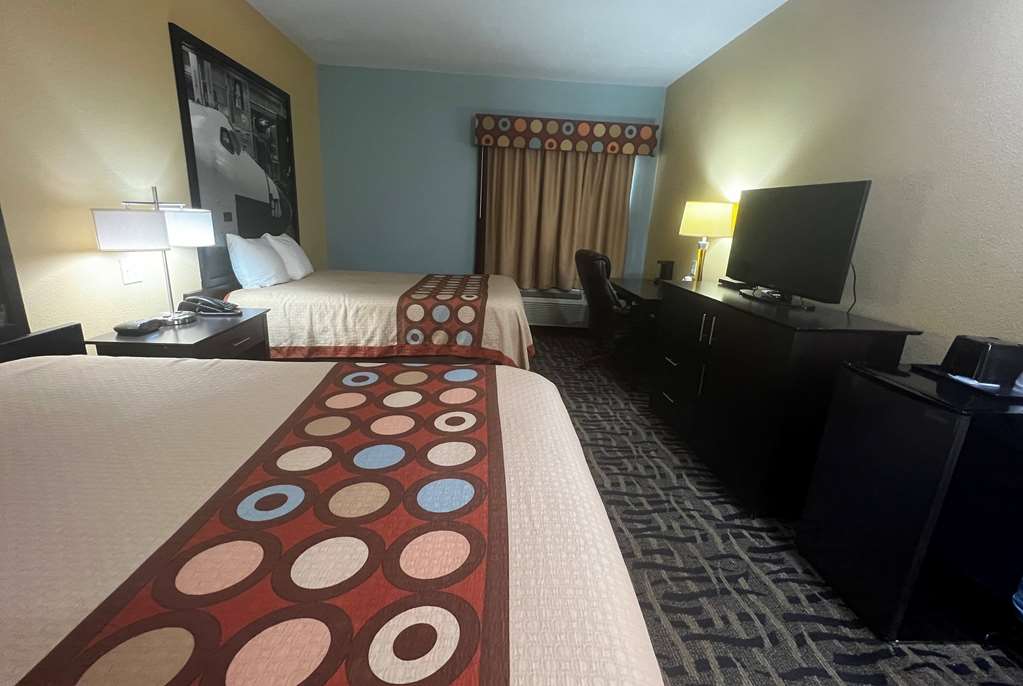 Super 8 by Wyndham Pasadena - photo 13