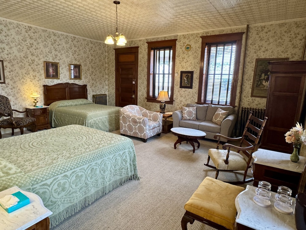 Cripple Creek Hospitality House & Travel Park - photo 9