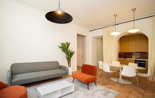 Chic 3BR Apt Near Fabrika By Wehost