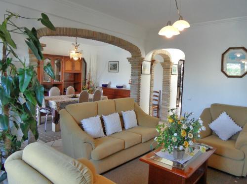 Vivenda Silvestre Family House — 4-Star Luxury Hotel in Albufeira, Portugal