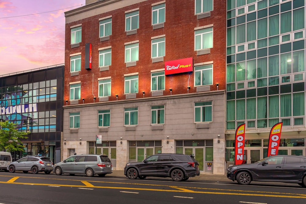 Red Roof Plus Brooklyn Flatbush Ave - photo 41