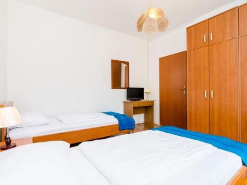 3 Bedroom Apartment With Balcony