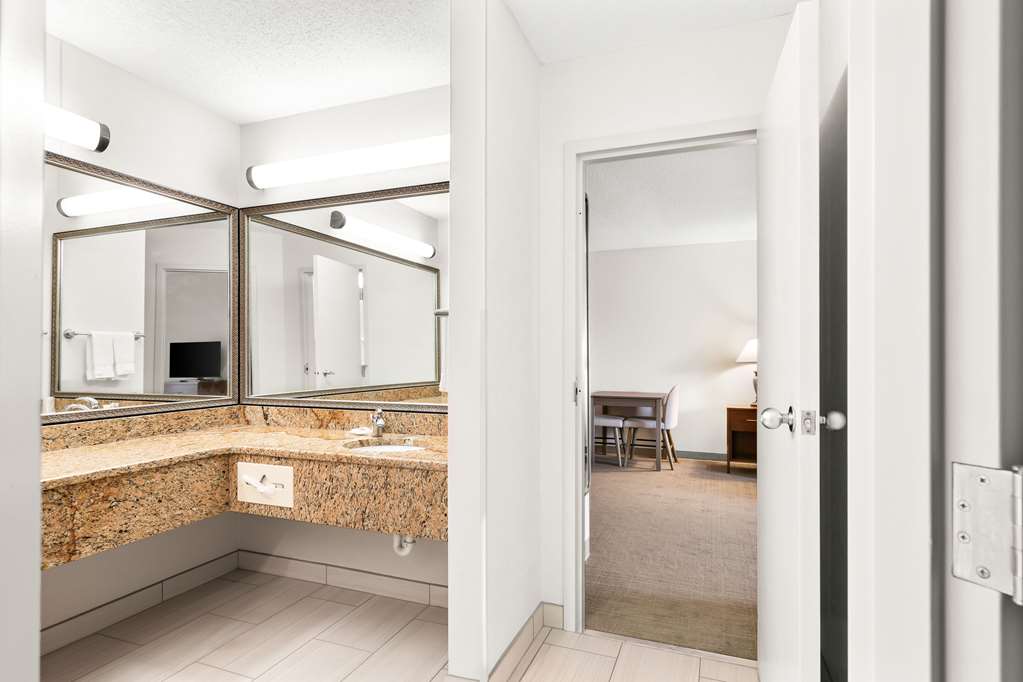Comfort Inn Pocono Lakes Region - photo 17